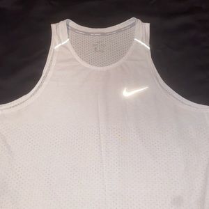 NIKE drifit running muscle shirt